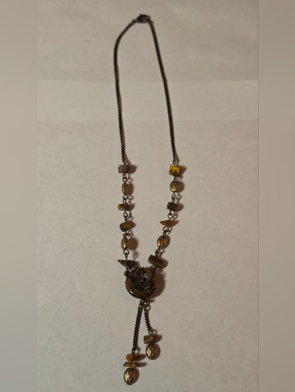 Avon Vintage Tiger's Eye Flower Medallion Bohemian - Picture 1 of 3